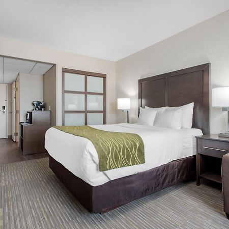 Comfort Inn & Suites Red Deer Exterior foto